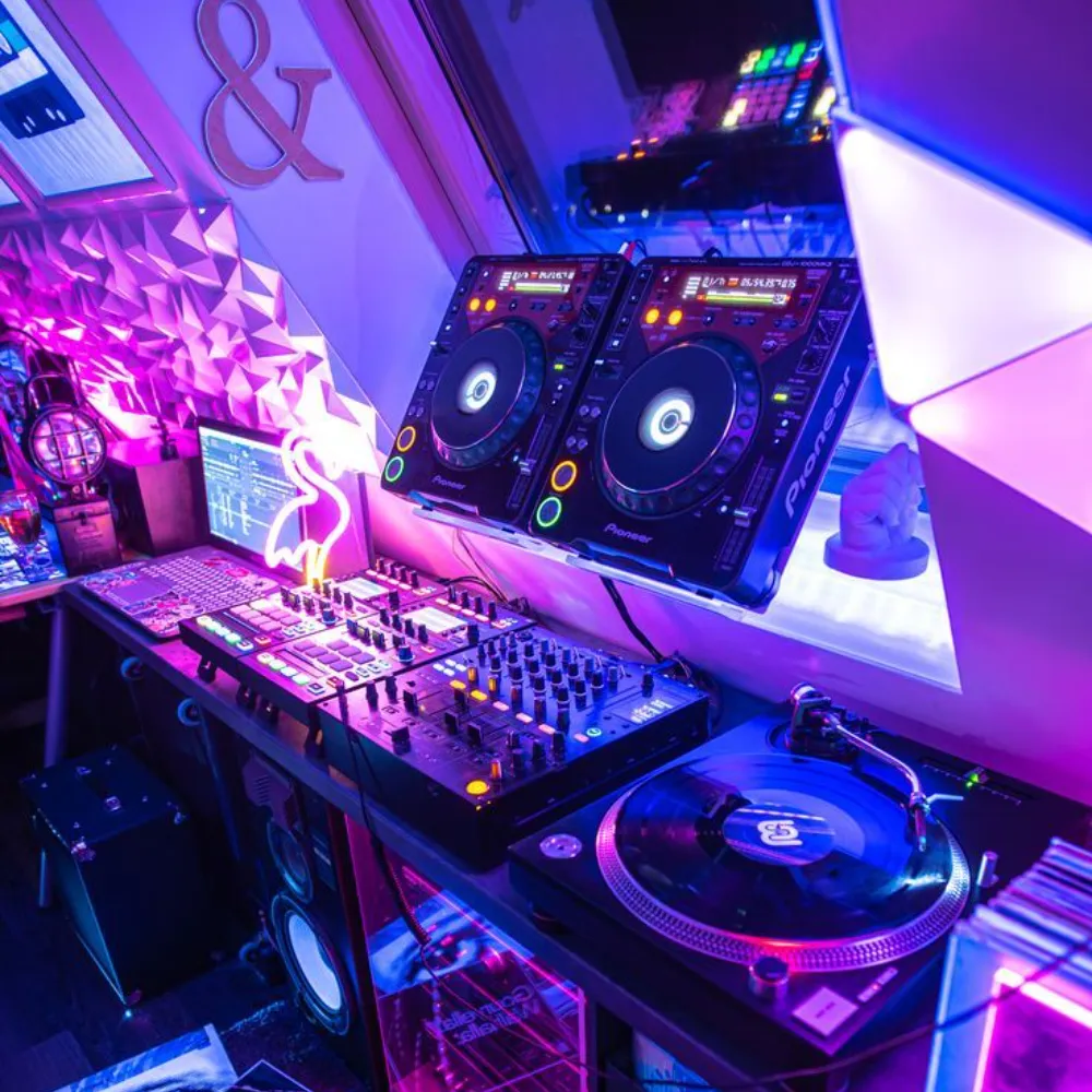 Private DJ Music Setup